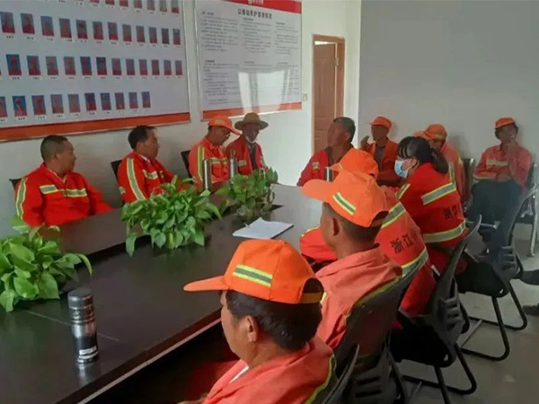 【会员风采】浙江新绿盾环境技术工程有限公司:“橙色”队伍全力为“五一”环境卫生保驾护航!